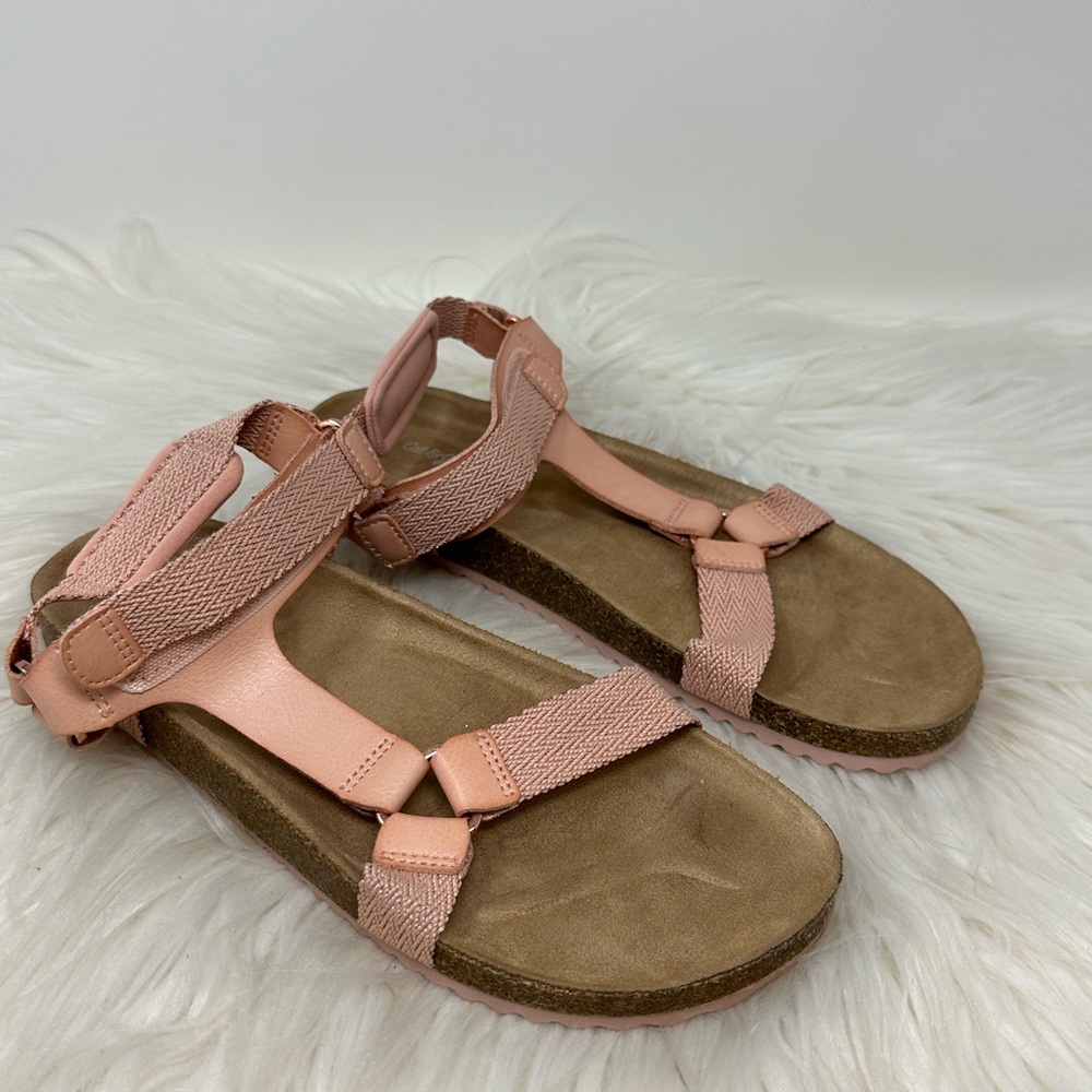 Cat & Jack youth girls pink straps Footbed sandals
